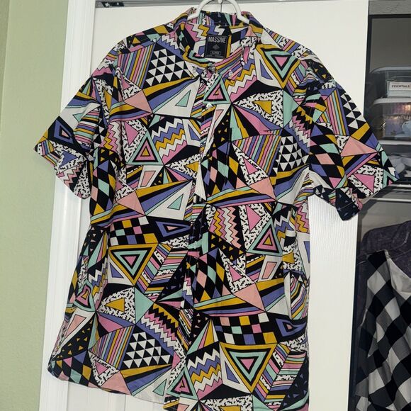 Massive Shirt and Shorts Set Mens XL 80s Style Geometric Print Short Sleeve - Picture 2 of 4